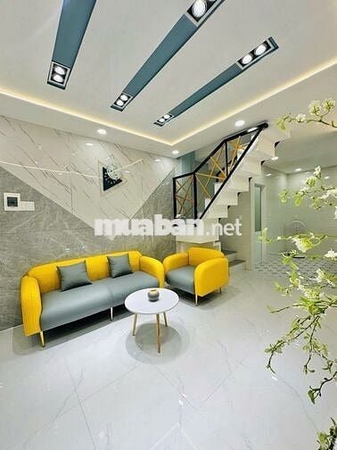 Bán nhà P Tân Sơn Nhì 34m2 2 tầng nhỉnh 4T