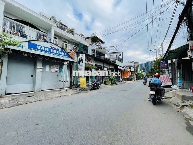 GIÁ TỐT ! ĐẤT GÓC 2 MẶT TIỀN XÂY DỰNG CAO TẦNG GÀN GA METRO