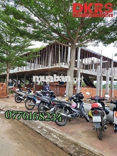 Bán nhà 1 trệt 1 lầu với 2 mặt tiền đường trục chính 22m