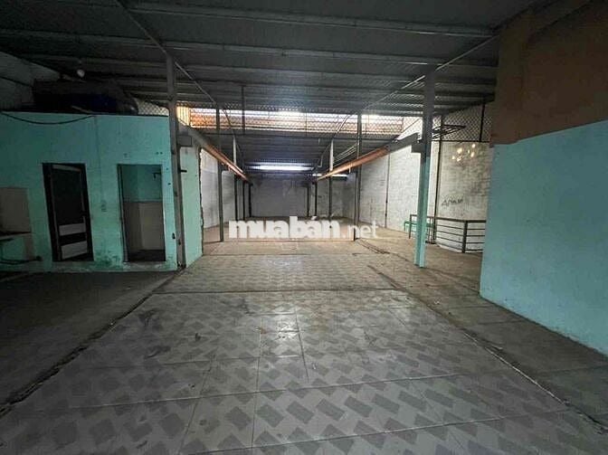 Nhà xưởng cho thuê diện tích đất và diện tích sàn tổng cộng 400 m