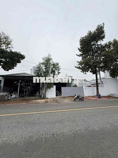 Cần Bán Gấp Đất Mặt Tiền Kinh Doanh.***