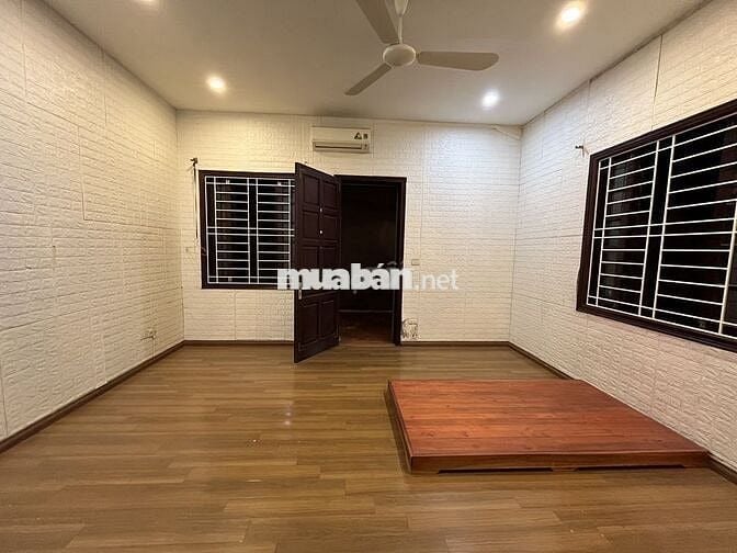 Phòng full đồ tại Bồ Đề, Long Biên