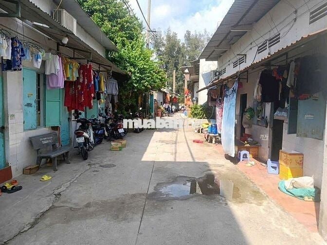 CHlỈ 3.85 TỶ BÁN LÔ ĐẤT 88M2-VUÔNG  HXH 5M LÝ THƯỜNG KIỆT - TP DĨ AN