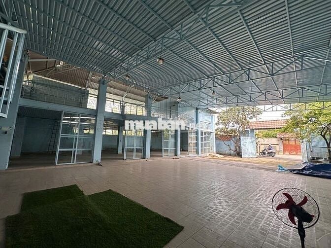 Cho thuê kho xưởng Quận 7 PCCC nước tự động DT 3600m2 xe cont 24/7