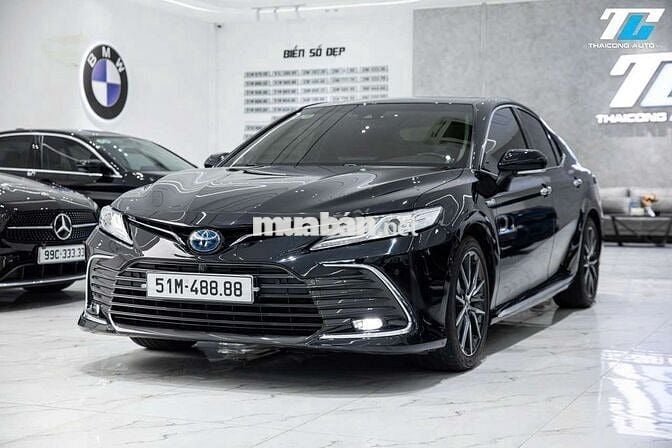 TOYOTA CAMRY 2.5HV - 60000 km