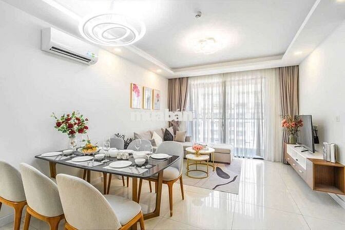 Căn hộ Nguyên Hồng 2PN full nội thất, căn góc view LandMark sổ có sẵn