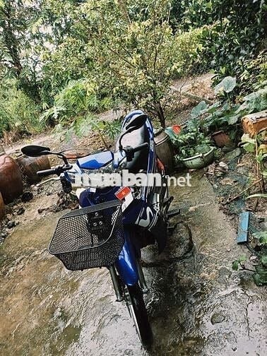 Xe máy Yamaha Sirius màu xanh dương số sàn