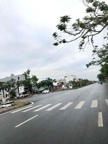 SIÊU PHẨM MĐ 353 K DÍNH QUY HOẠCH . -Chính chủ gửi bán lô đất mặt đườn