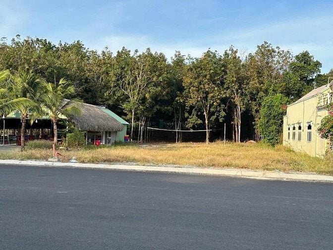 Chủ kẹt tiền cần thanh lý nhanh lô đất sát Becamex