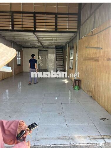 Kho giá 7tr5 có 3 pha gần mỹ phước tân vạn