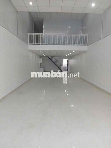 Nhà trống suốt 4x25 , hẻm tải thông , nền gạch men giá 9tr