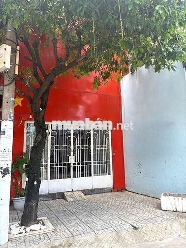 NGUYÊN CĂN TÂN PHÚ CÓ VỈA HÈ TRỐNG SUỐT