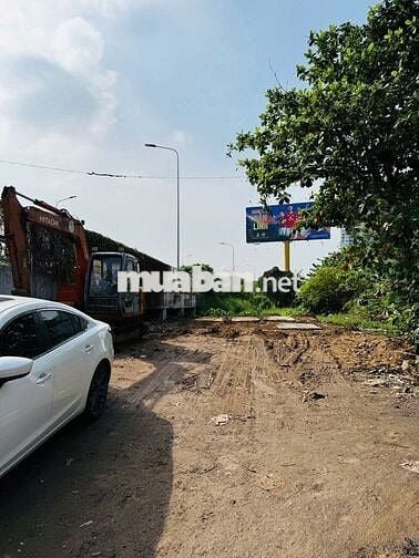 Cho thuê nhà mặt tiền đường bên hông cầu Kinh tẻ,Tân Hưng, Quận 7, HCM