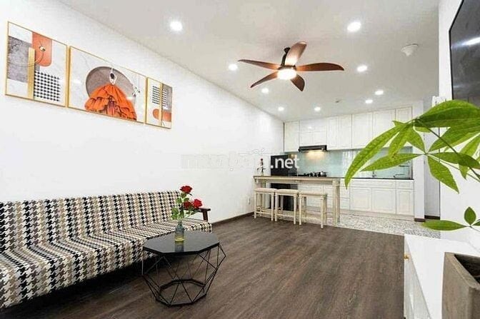 Cho thuê căn hộ 1PN, 1WC. chung cư Botanica Premier. Gần sân bay TSN