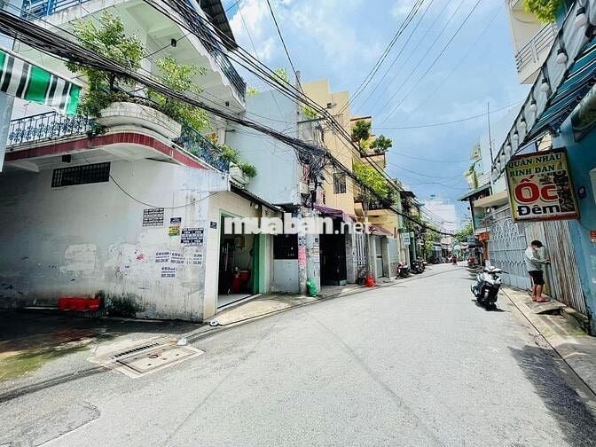 Bán nhà 30m2 HXH Hồng Lạc, hẻm thông nở hậu 3.3 tỷ