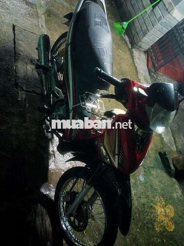 Xe máy Honda Future 125 màu đỏ số sàn