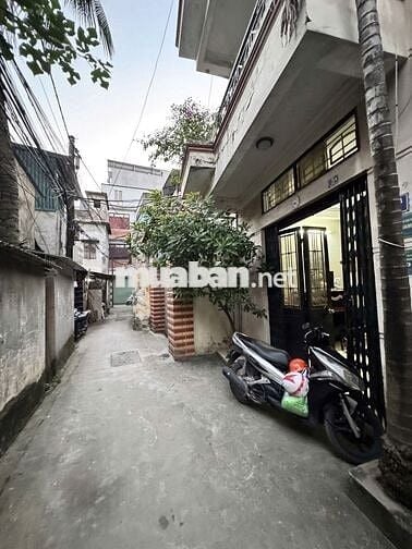 BÁN NHÀ 4 TẦNG - 50M2 - CẦU GIẤY - VỊ TRÍ VÀNG - NHÀ DÂN XÂY F0