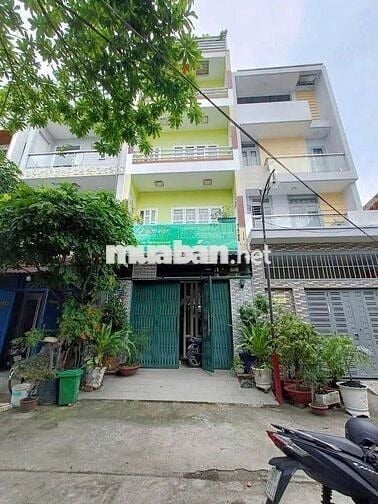 Nhà hẻm 9m 6 phòng 189m2 sàn sẵn thu 24tr/tháng giá chỉ hơn 6 đồng