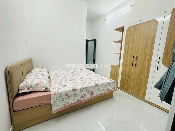 Tôi chủ nhà cần bán có gửi phí môi giới gần chợ Bà Chiểu