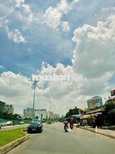 BÁN NHÀ MẶT PHỐ HOÀNG TRỌNG MẬU Q7