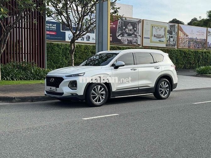 Hyundai Santa Fe sx2020 AT Diesel Base - Odo 74k