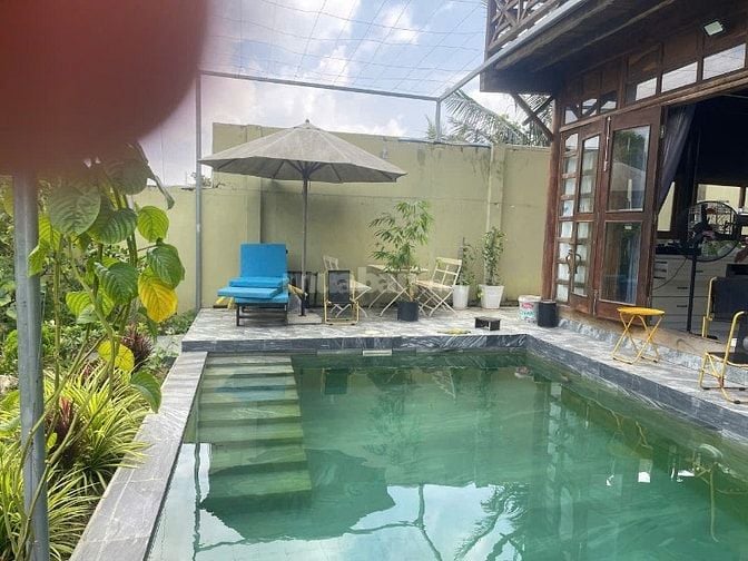 CHO THUÊ NHÀ SÂN VƯỜN DT 10 * 60m  - GẦN VINHOMS QUẬN 9