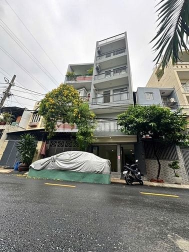 Bán nhà CHDV 5 tầng  mặt tiền Nguyễn Trường Tộ Q. Tân Phú giá 9.6 tỷ