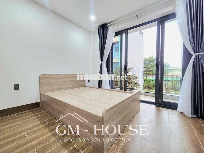 🌟 STUDIO BAN CÔNG – FULL NỘI THẤT MỚI CỨNG – SÁT ĐẠI HỌC VĂN LANG 🌟