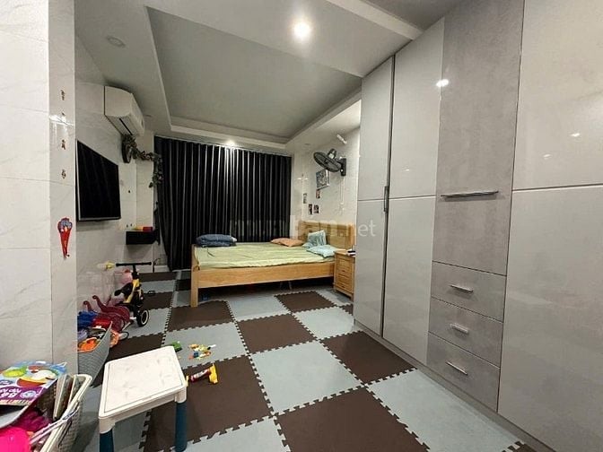 Chính chủ cần bán gấp nhà mặt ngõ kinh doanh