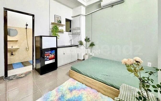 Phòng trọ rộng 25m2 cửa sổ thoáng full nội thất ở Lê Văn Sỹ Quận 3