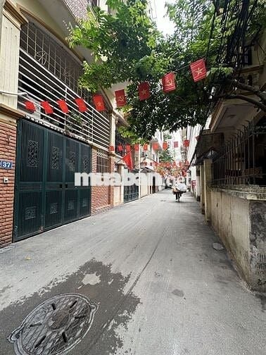 Hiếm lắm ạ, nhỉnh 12 tỷ có nhà 6 tầng TM ngõ 2 ô tô ở Lạc Long Quân