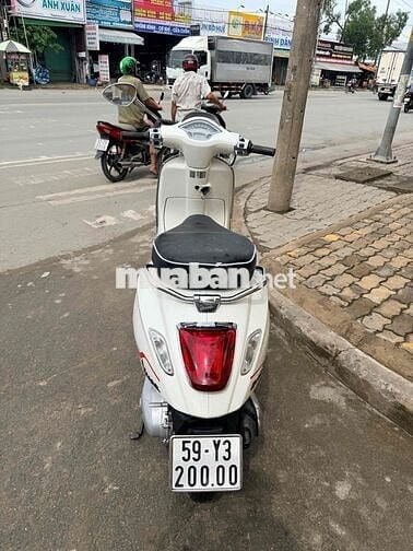 Bán Vespa sprint 2018 kí công chứng uỷ quyền