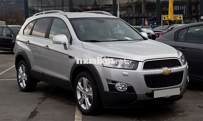 Ô tô Chevrolet Captiva 2010 màu bạc