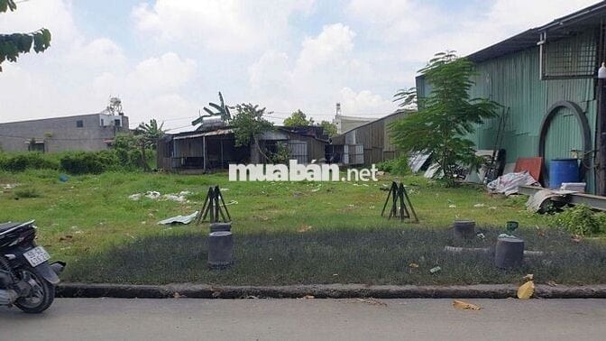 Bán gấp lô đất thổ cư 10x22 mt nhựa 10m tại Xuân Thới Thượng Hóc Môn
