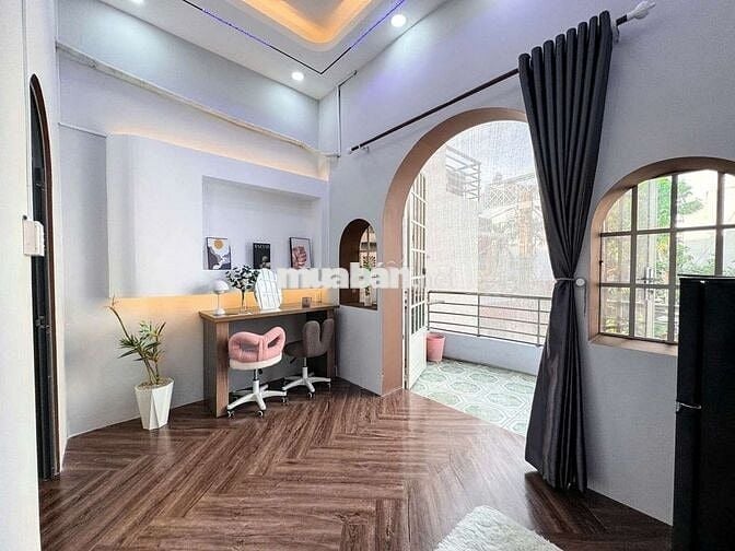 CHO THUÊ PHÒNG TRỌ STUDIO BAN CÔNG TÁCH BẾP NGAY TRUNG TÂM TÂN BÌNH