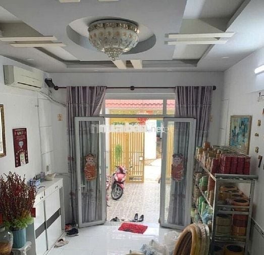 BÁN NHÀ ĐẸP 4 TẦNG HEM XE HƠI GẦN CHỢ