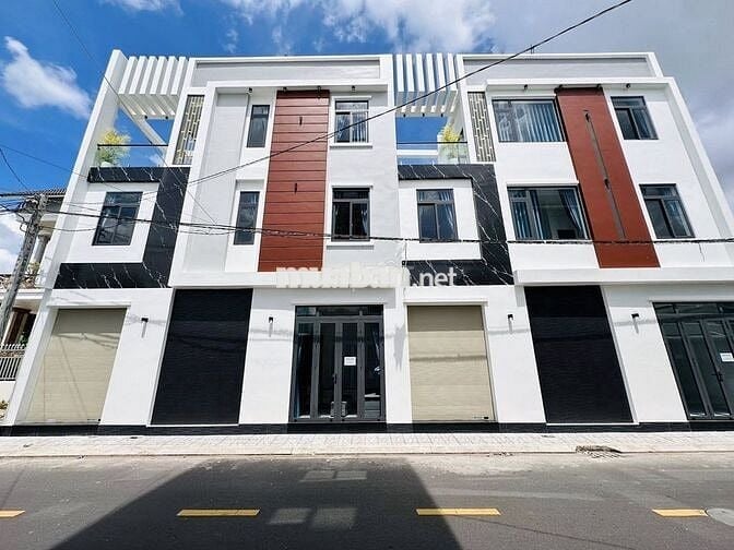 BÁN NHÀ TRỆT 2 LẦU – MẶT TIỀN PHẠM HỮU LẦU 👉 Giá chỉ 3 tỷ 290