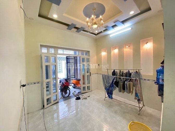 NHÀ LẦU SHR,60M2 P.Tân Tiến GẦN KHÁCH SẠN 5 Sao Mira Central Park Giá 