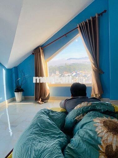 PHÒNG VIEW TOÀN THÀNH PHỐ & NÚI LANGBIANG NGẮM HOÀNG HÔN TẠI  PHÒNG 🌄