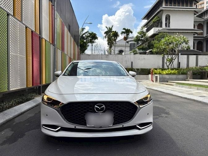 Mazda3 Luxury 2022 Odo 26.000km