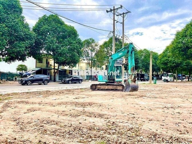 Bán nhanh lô Góc ngay trung tâm hành chính bàu bàng,SHR hỗ trợ vay 70%