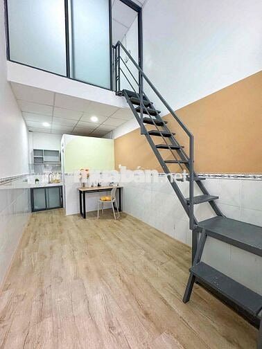 Duplex Gác Cao Không Đụng Đầu Diện Tích 30m2, đường XVNT,P26, BT