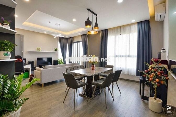 Cho thuê căn hộ Emerald 3pn2wc,127m2,full NT  giá 19tr, view công viên