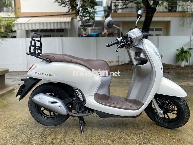 Scoppy trắng 2022 xe đẹp nguyên rin chính chủ bán
