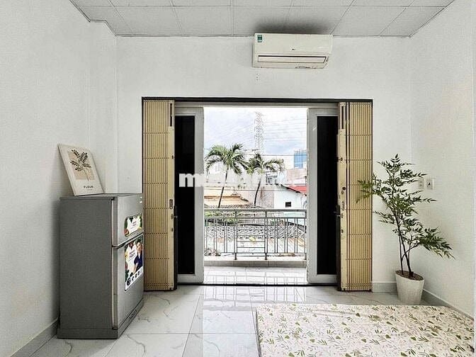 STDUIO BAN CÔNG FULL NỘI THẤT GẦN PHÚ MỸ HƯNG QUẬN 7