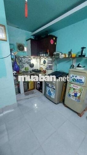 Bán nhà Sổ chung 14m2, 2 tầng, Huỳnh Tấn Phát, Quận 7, giá 770 triệu