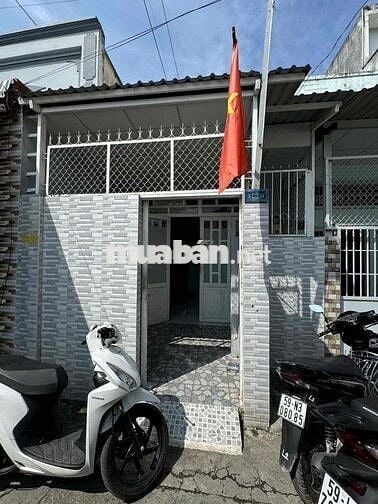 NHÀ LÔ PHẠM THẾ HIỂN CÁCH MẶT 2 CĂN