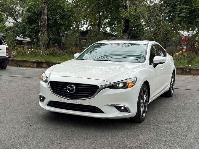 Mazda 6 2017 2.0L Premium - 80000 km