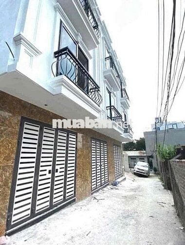 3.1 tỷ ô tô đỗ cửa- Nhà Phường Chương Mỹ, Phụng Châu- gần Đh Thể Thao