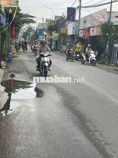 Nhà MẶT TIỀN CHỢ - DĨ AN - KINH DOANH BUÔN BÁN ĐA NGÀNH NGHỀ